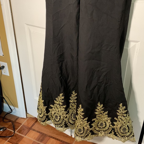 Elegant Black and Gold Formal Evening Gowns Beads Crystals Mermaid - Picture 12 of 16